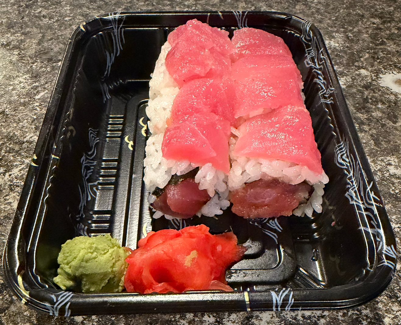 Tuna Delight Roll.